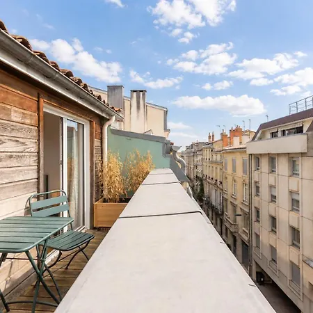 Appartement Superbe Climatise Avec Terrasse En Hyper Centre Bordeaux