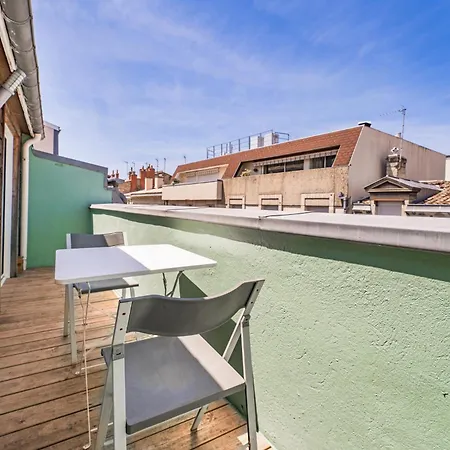 Superbe Climatise Avec Terrasse En Hyper Centre 波尔多