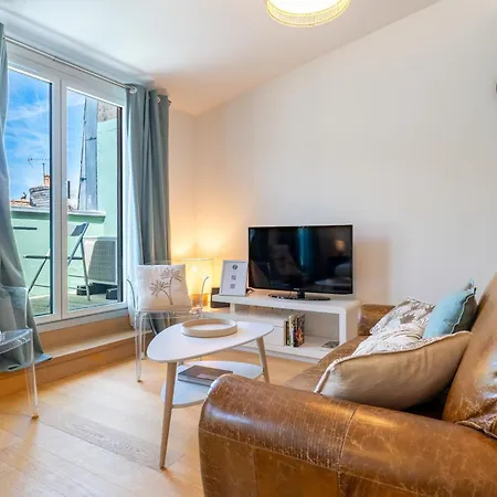 Superbe Climatise Avec Terrasse En Hyper Centre Apartmán Bordeaux